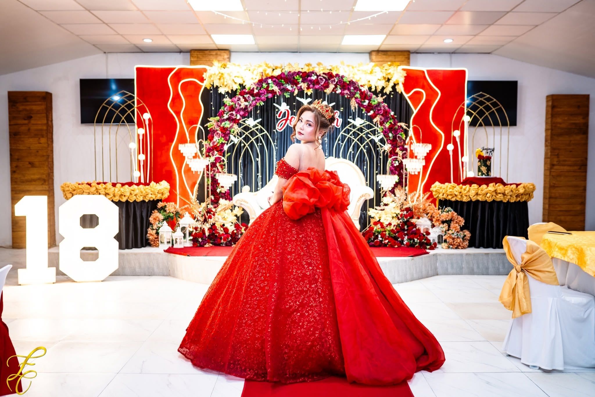 Jemimah's debut, photo 5